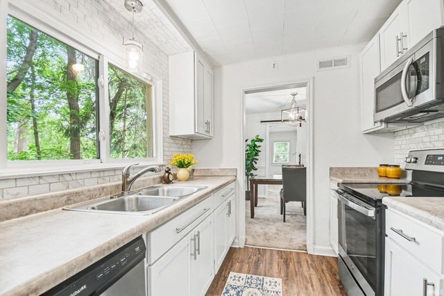 1730 Kessler Boulevard, South Bend, IN 46616