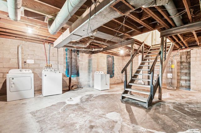 1730 Kessler Boulevard, South Bend, IN 46616