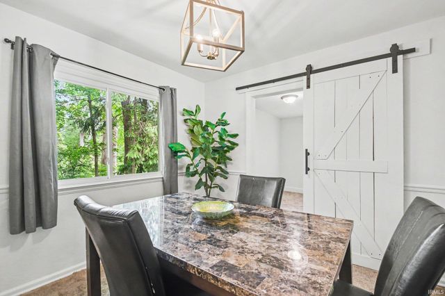 1730 Kessler Boulevard, South Bend, IN 46616