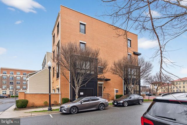 620 MCKENZIE AVE, Alexandria, VA 22301