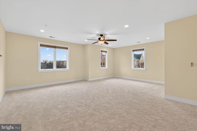 620 MCKENZIE AVE, Alexandria, VA 22301