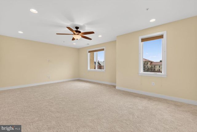 620 MCKENZIE AVE, Alexandria, VA 22301