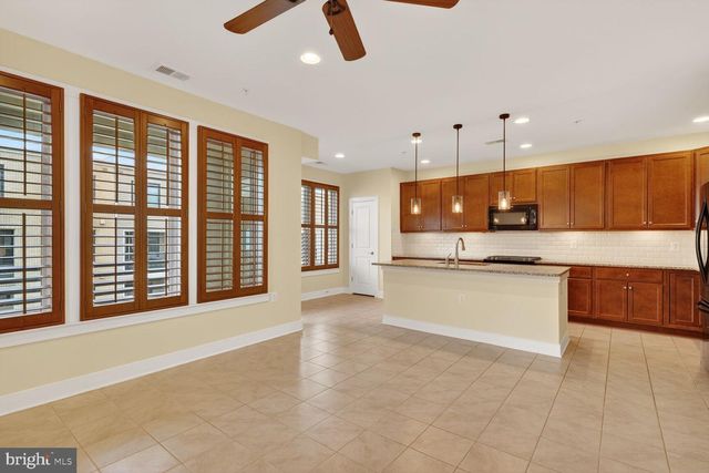 620 MCKENZIE AVE, Alexandria, VA 22301