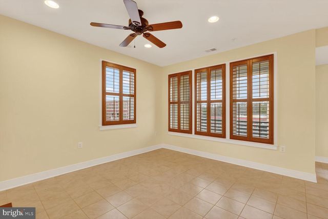 620 MCKENZIE AVE, Alexandria, VA 22301