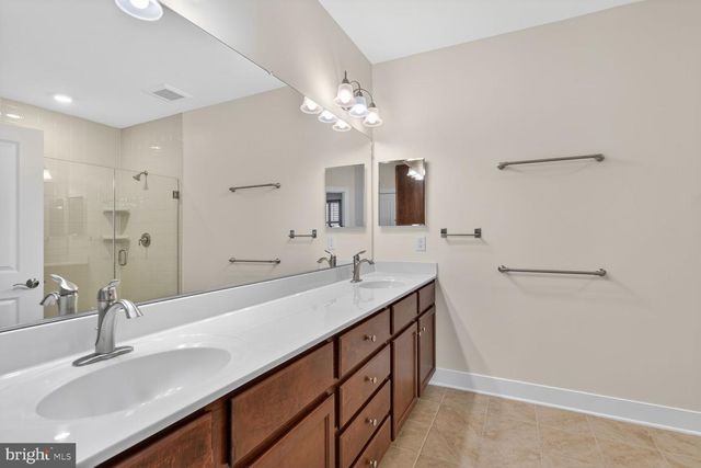 620 MCKENZIE AVE, Alexandria, VA 22301