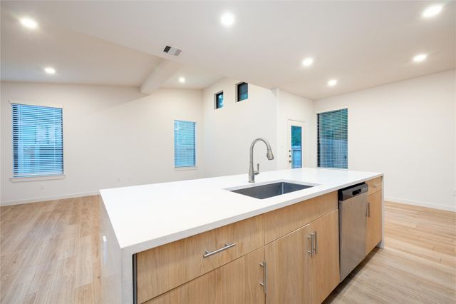 2515 Appian Way A, Roman Forest, TX 77357