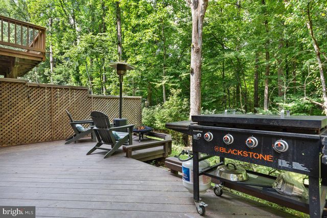 2323 MIDDLE CREEK LN, Reston, VA 20191