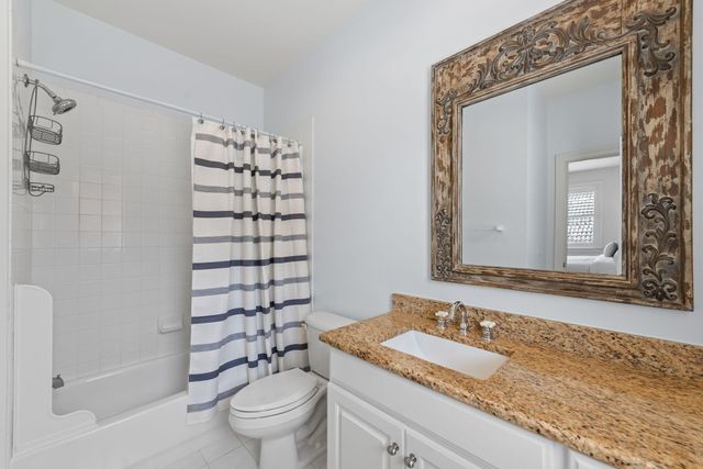 130 Cayman Cove, Destin, FL 32541