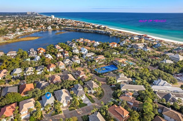 130 Cayman Cove, Destin, FL 32541