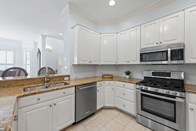 130 Cayman Cove, Destin, FL 32541