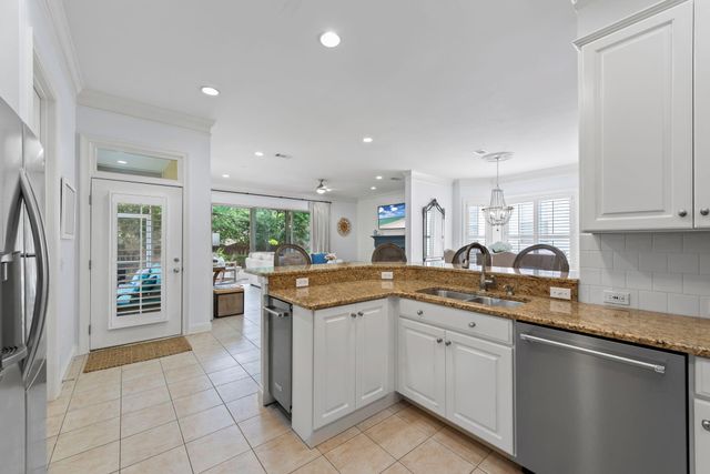 130 Cayman Cove, Destin, FL 32541