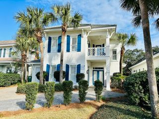 130 Cayman Cove, Destin, FL 32541