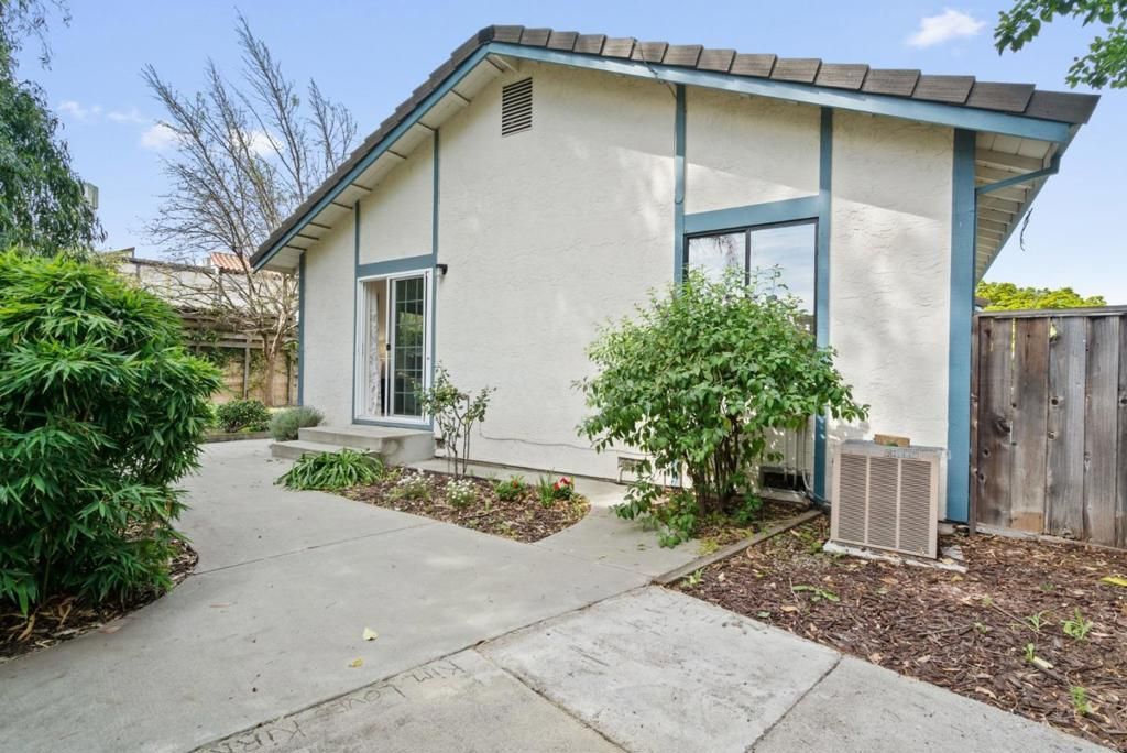 Image 41 of property listing at 7242 Sharon Drive, San Jose, CA 95129