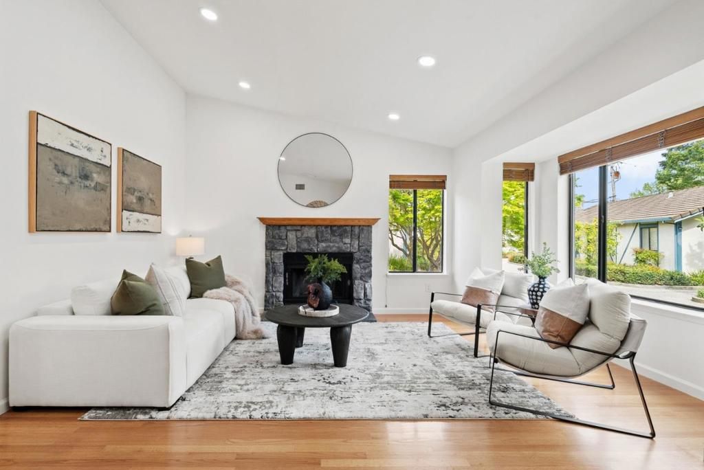 Image 5 of property listing at 7242 Sharon Drive, San Jose, CA 95129