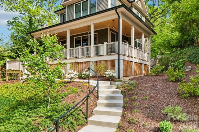 101 Santee Street, Asheville, NC 28801
