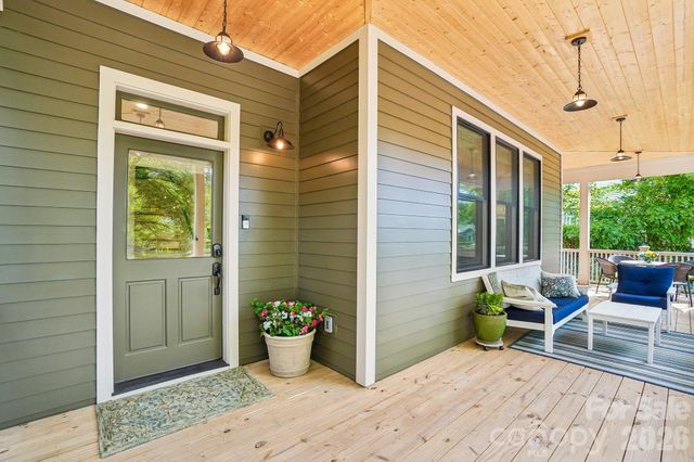 101 Santee Street, Asheville, NC 28801