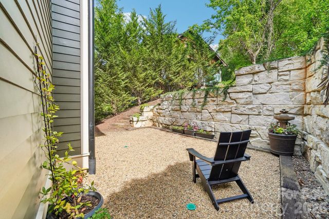 101 Santee Street, Asheville, NC 28801
