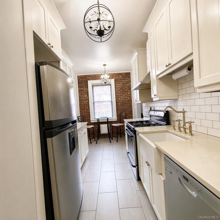 1 Franklin Avenue 5E, White Plains, NY 10601 — photo 4