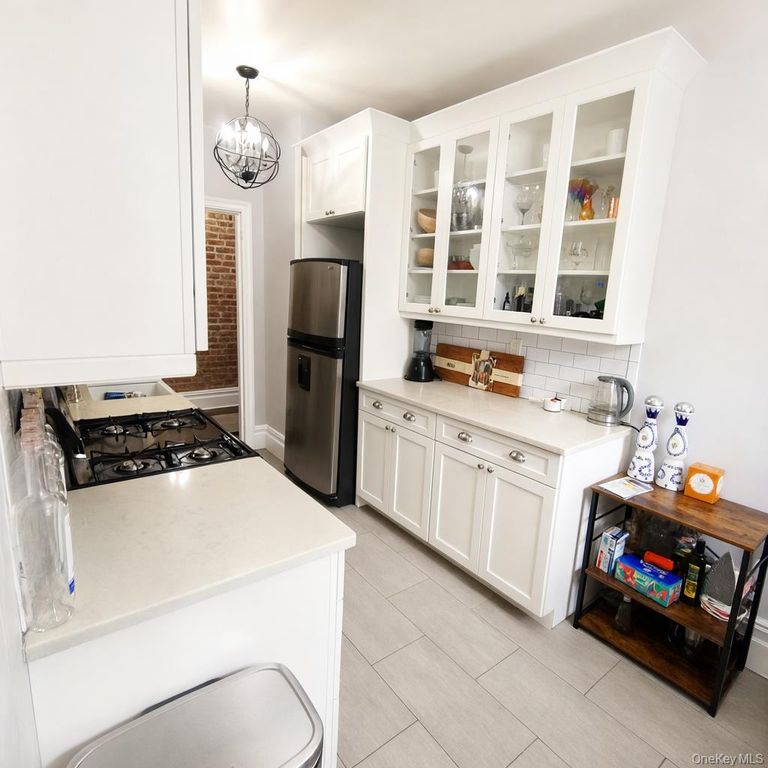 1 Franklin Avenue 5E, White Plains, NY 10601 — photo 5