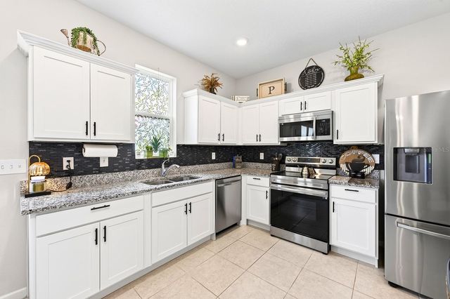 1961 HEMINGWAY CIRCLE, Groveland, FL 34736