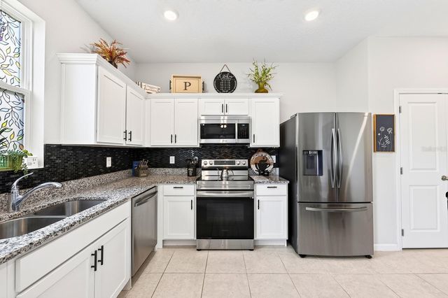 1961 HEMINGWAY CIRCLE, Groveland, FL 34736