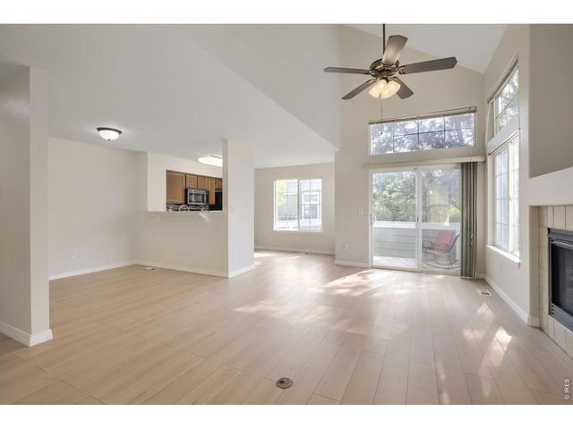 805 Summer Hawk Dr K-66, Longmont, CO 80504