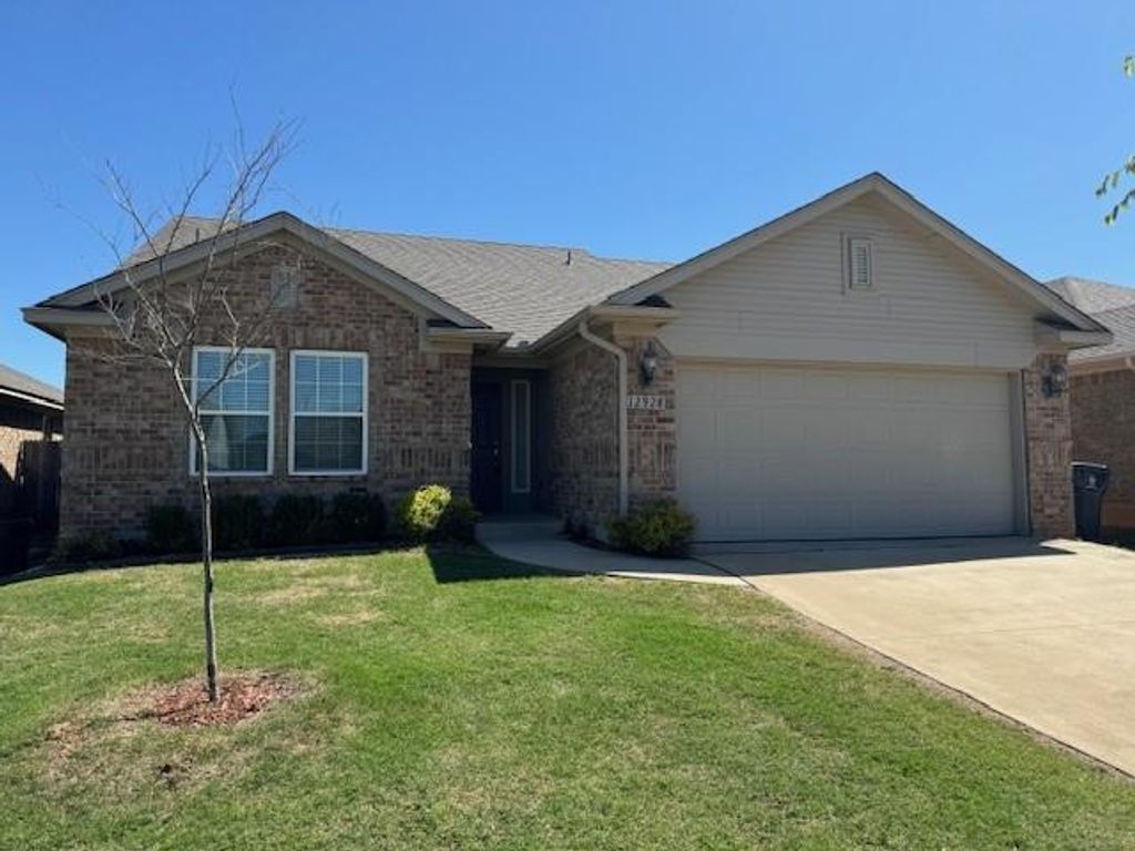12928 NW 4th Terrace, Yukon, OK 73099