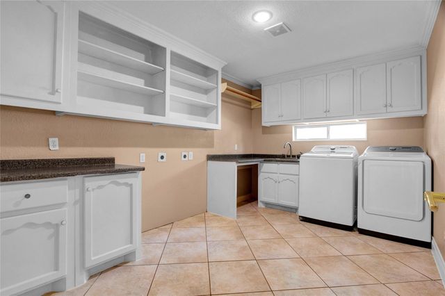 11207 Indian Trails Drive, Tomball, TX 77375