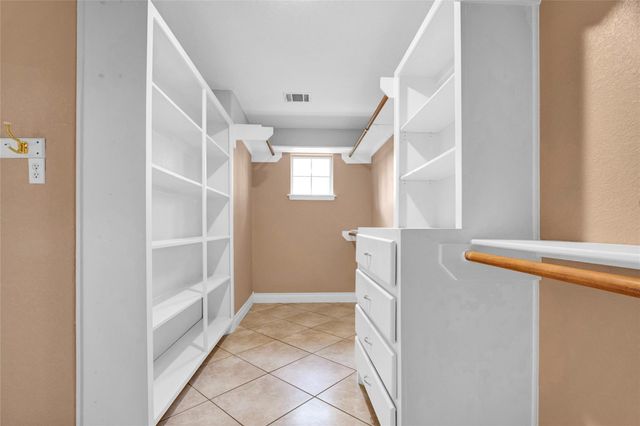 11207 Indian Trails Drive, Tomball, TX 77375