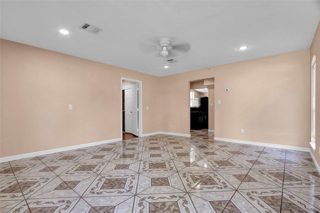 11207 Indian Trails Drive, Tomball, TX 77375