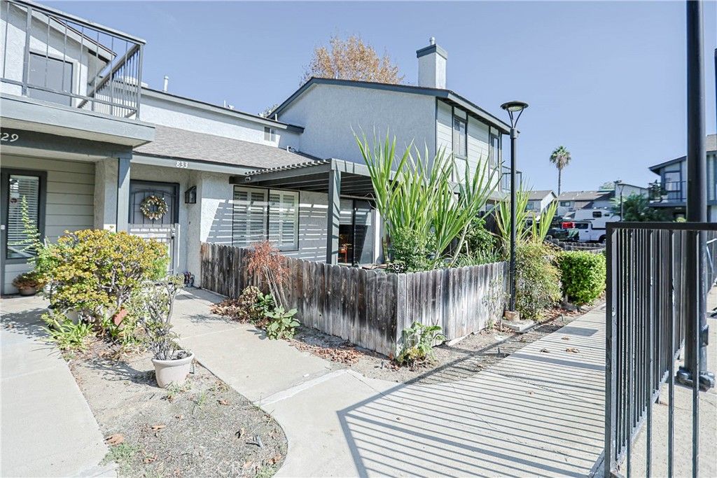 833 Amberwood, Santa Ana, CA 92703 — photo 3