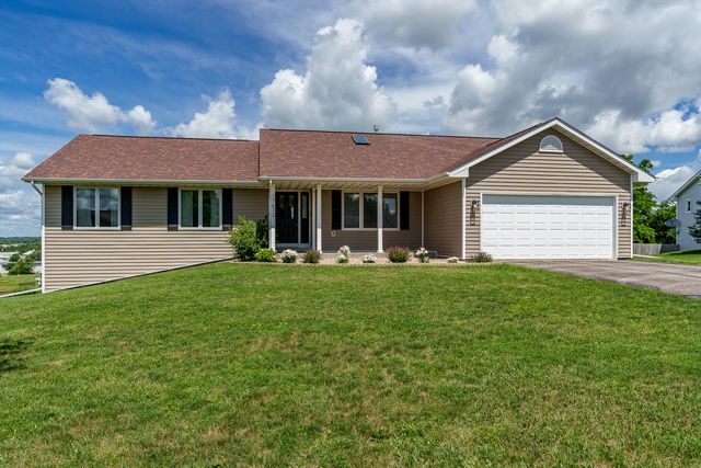 7672 Hawks Ridge, Machesney Park, IL 61115