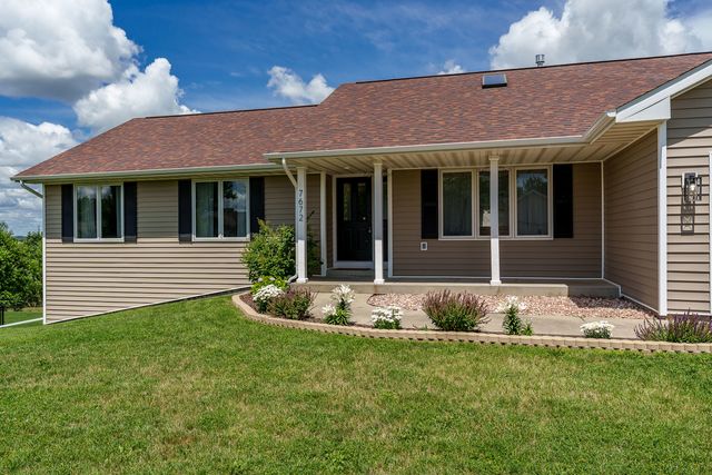7672 Hawks Ridge, Machesney Park, IL 61115