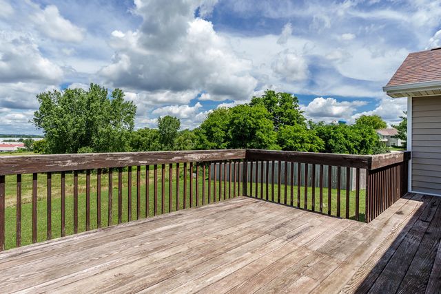 7672 Hawks Ridge, Machesney Park, IL 61115