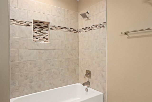 8901 Shiloh Street, Texas City, TX 77591