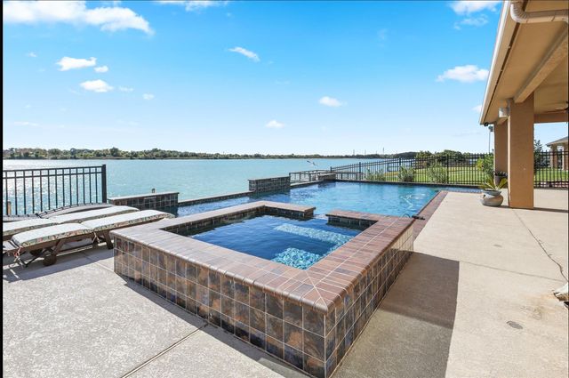 8901 Shiloh Street, Texas City, TX 77591