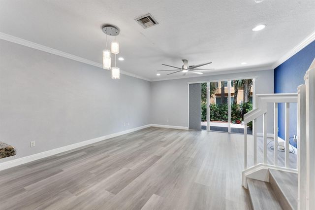 5978 Monterra Club Drive, Lake Worth, FL 33463