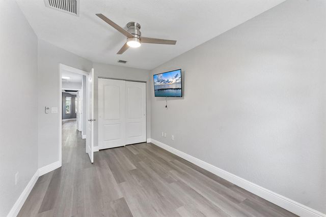 5978 Monterra Club Drive, Lake Worth, FL 33463