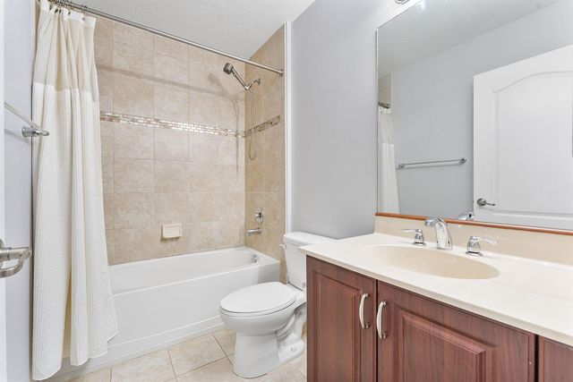 5978 Monterra Club Drive, Lake Worth, FL 33463