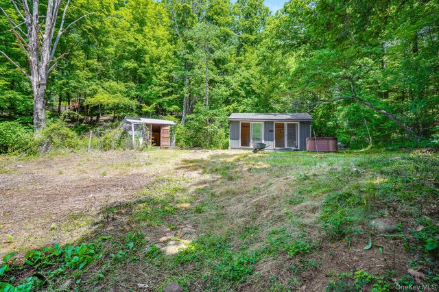 296 Irish Cape Road, Napanoch, NY 12458