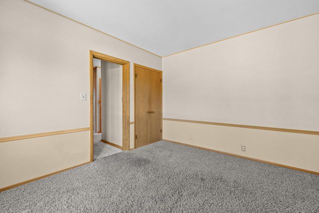 12555 Laurel LANE, Elm Grove, WI 53122