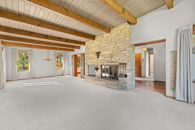 12555 Laurel LANE, Elm Grove, WI 53122