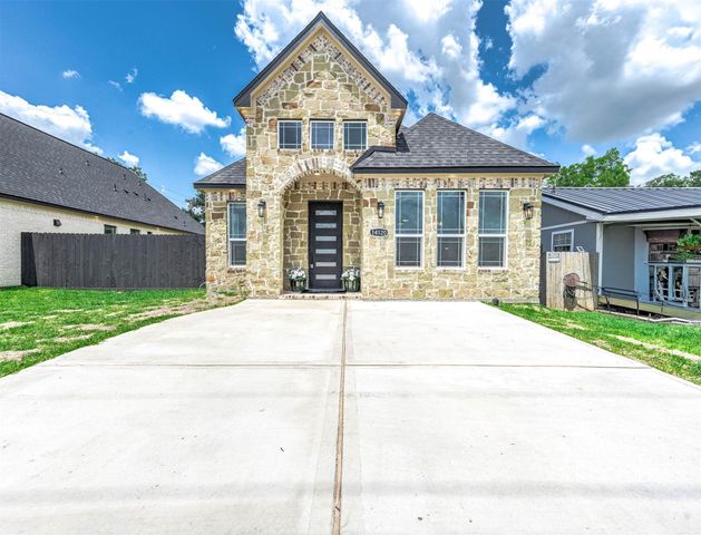 14120 Fm1236 Rd, Needville, TX 77461