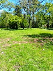 3804 De Maggio Street, Dallas, TX 75210