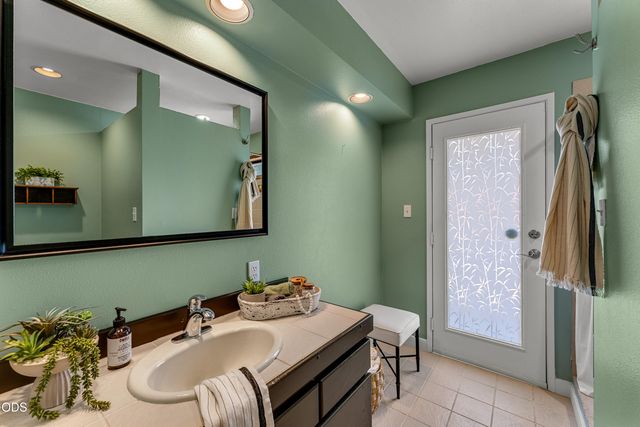 1615 NW Olmar Drive, Grants Pass, OR 97526