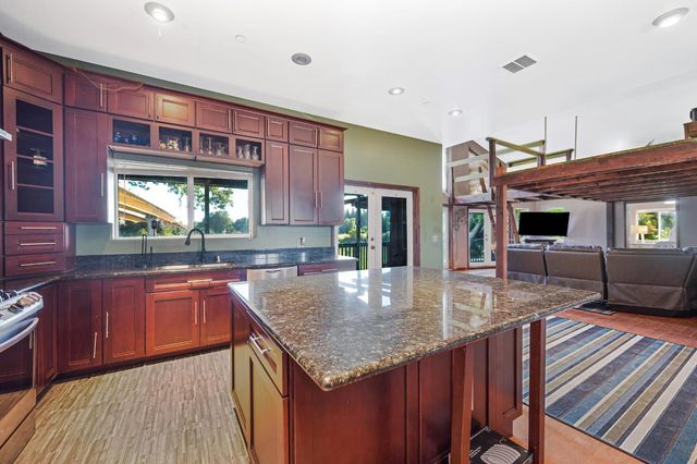 2181 Garden Hwy, Sacramento, CA 95833