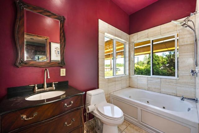 2181 Garden Hwy, Sacramento, CA 95833