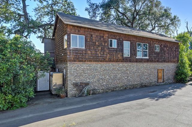 2181 Garden Hwy, Sacramento, CA 95833