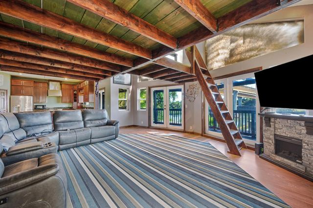 2181 Garden Hwy, Sacramento, CA 95833