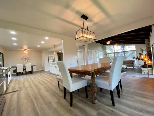 42895 Yosemite Springs Drive, Coarsegold, CA 93614